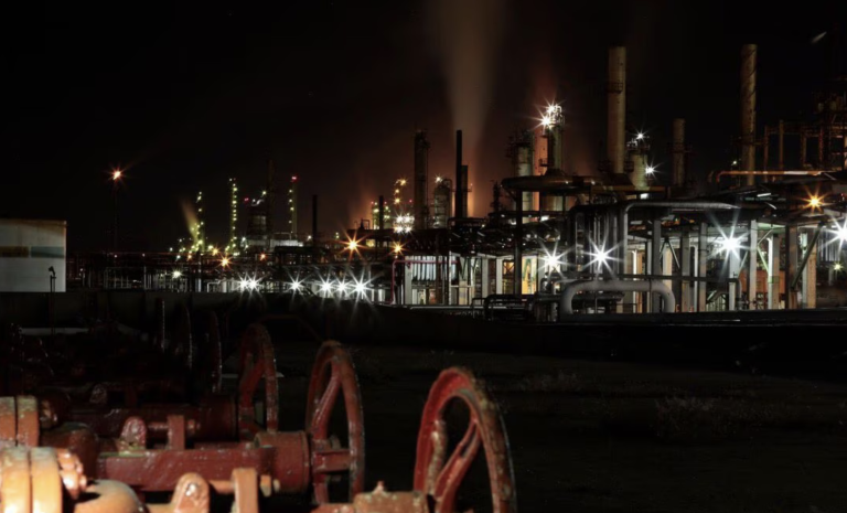 Explosión en caldera de refinería Miguel Hidalgo de Tula deja 8 lesionados